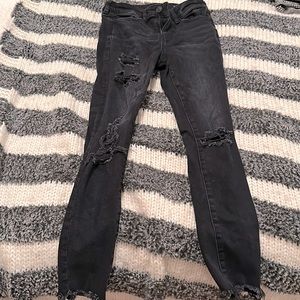 American Eagle distressed jeans